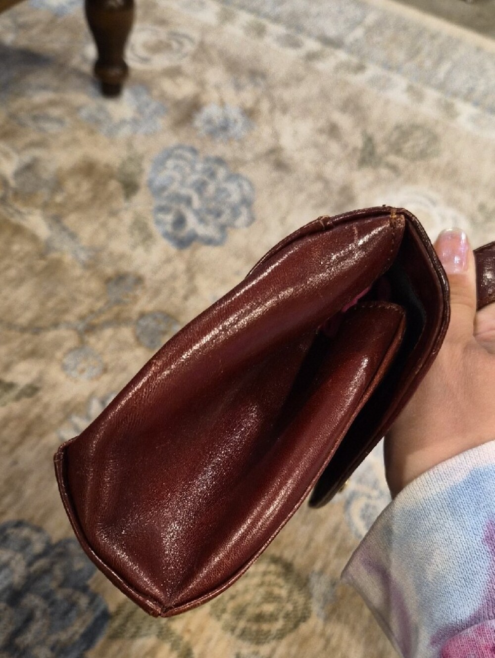 Classic Leather Top-Handle Clutch in Deep Burgundy - Picture 5 of 14